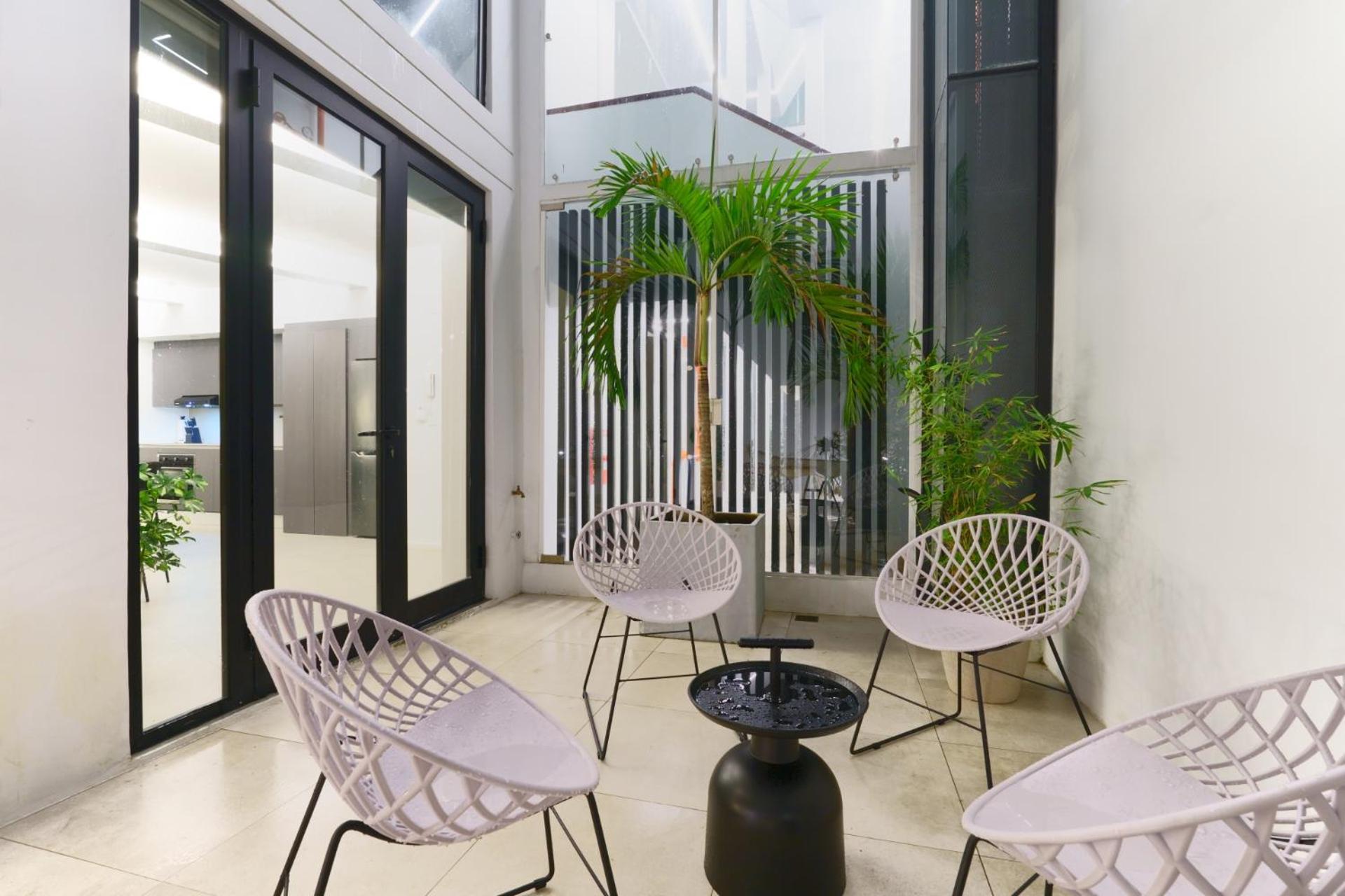 Sunny 2Br With Pool In Casco Antiguo Apartment Panama City Exterior photo